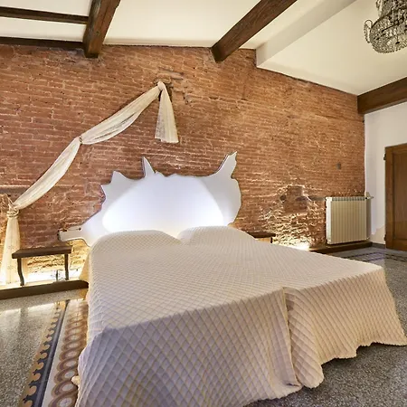 Penthouse With Terrace *